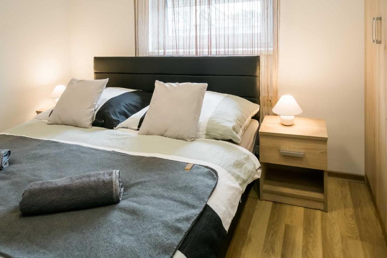Devai-Lux Apartman Sárvár Exterior foto
