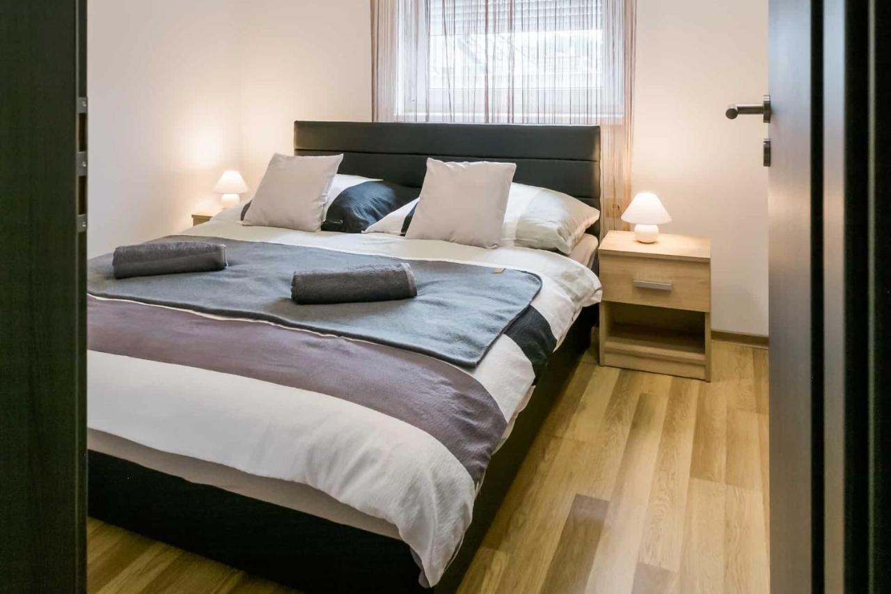 Devai-Lux Apartman Sárvár Exterior foto